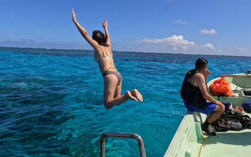 大型魚を狙う釣り船ツアー